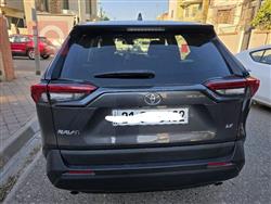 تۆیۆتا ڕاڤ 4